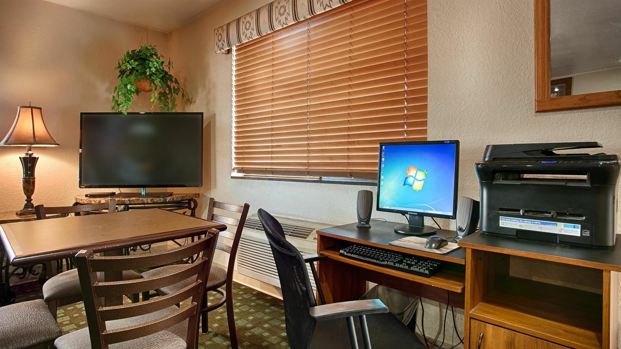 Best Western Deming Southwest Inn Bagian luar foto
